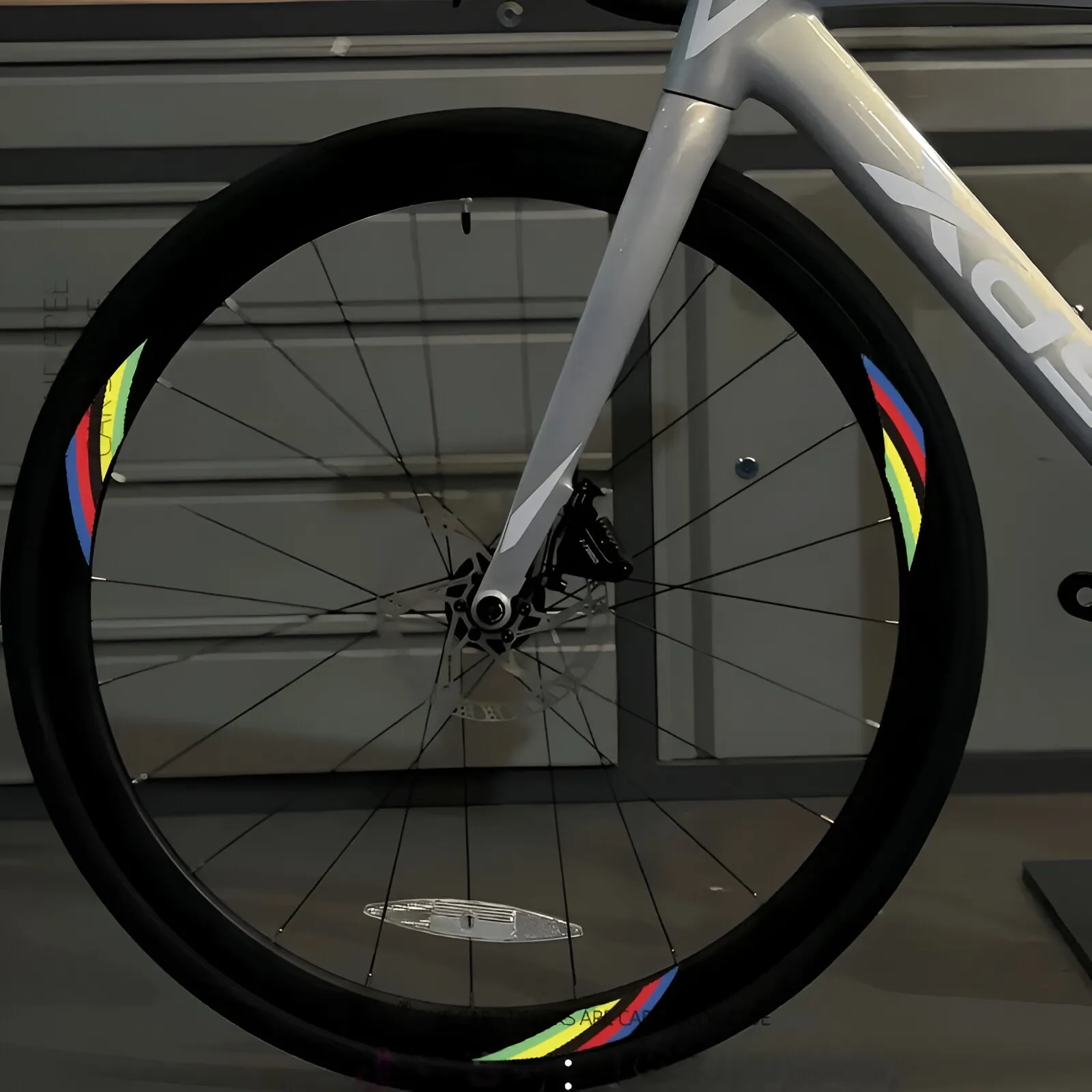 UCI Rainbow Champion Bike Whee – Mountain Biking Uci recenzja i cena
