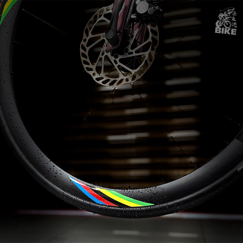 UCI Rainbow Champion Bike Whee – Mountain Biking Uci recenzja i cena